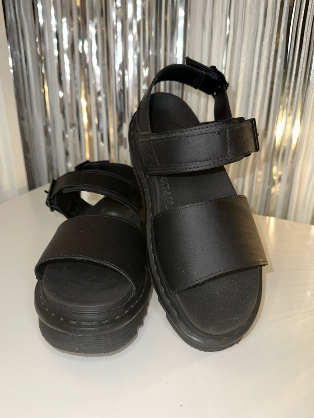 Dr. Martens- Voss Sandals